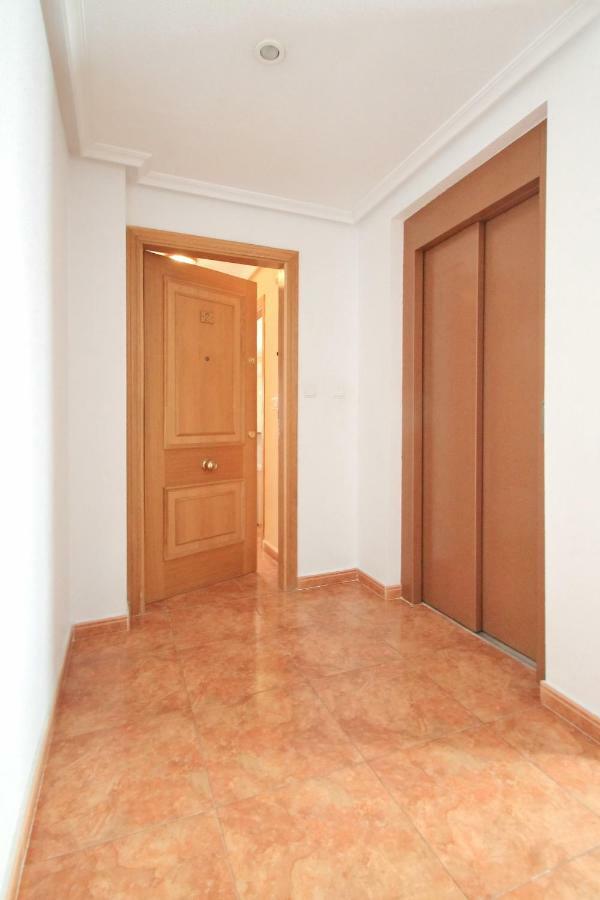 Appartement Zoa Happy Vacations à Torrevieja Extérieur photo