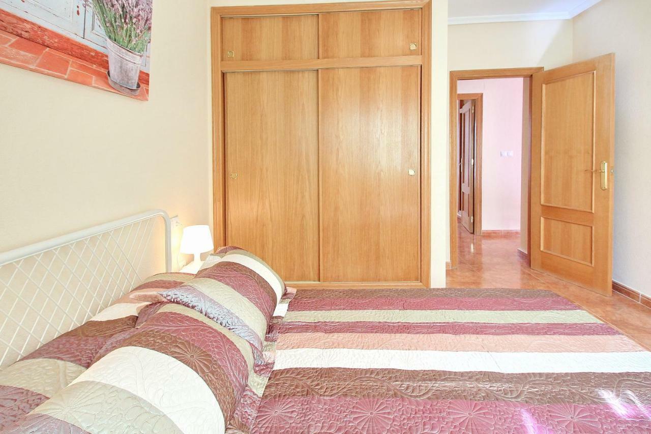 Appartement Zoa Happy Vacations à Torrevieja Extérieur photo